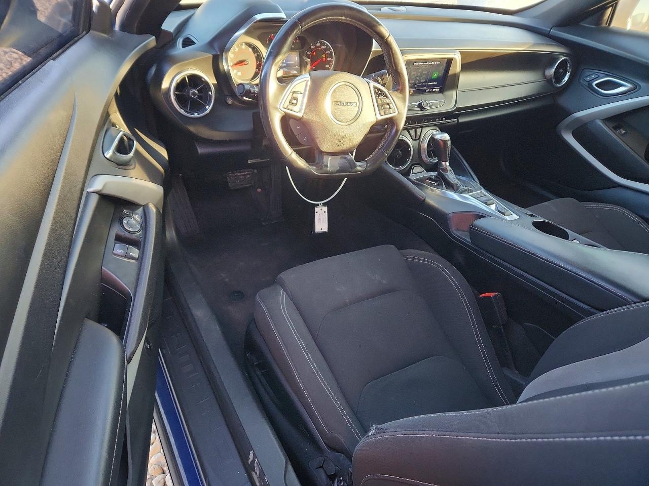 2020 Chevrolet Camaro Ls - zdjęcie 8