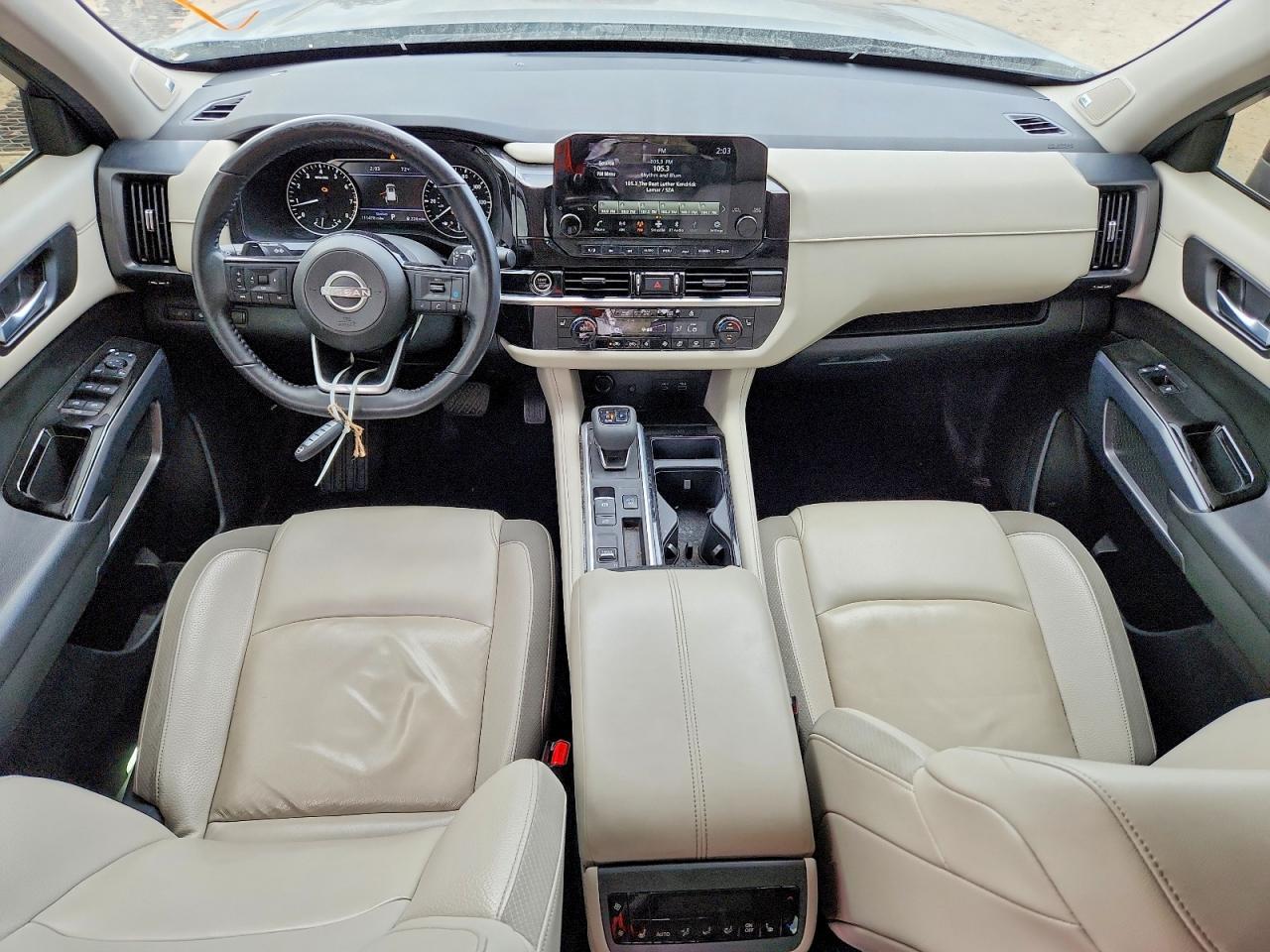 2022 Nissan Pathfinder Sl - zdjęcie 8