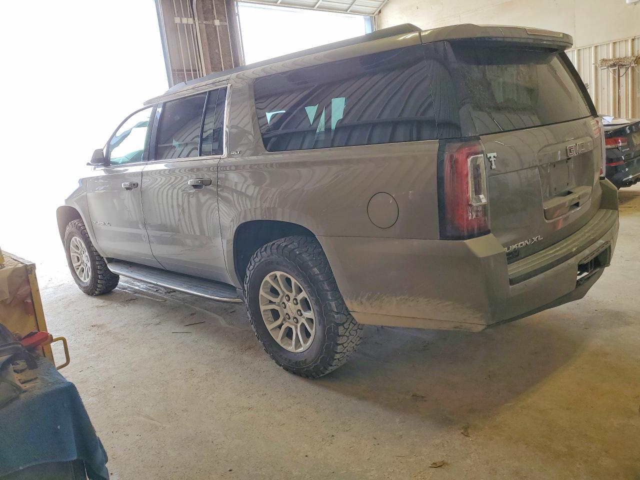 2019 GMC Yukon Xl K1500 Slt - zdjęcie 2