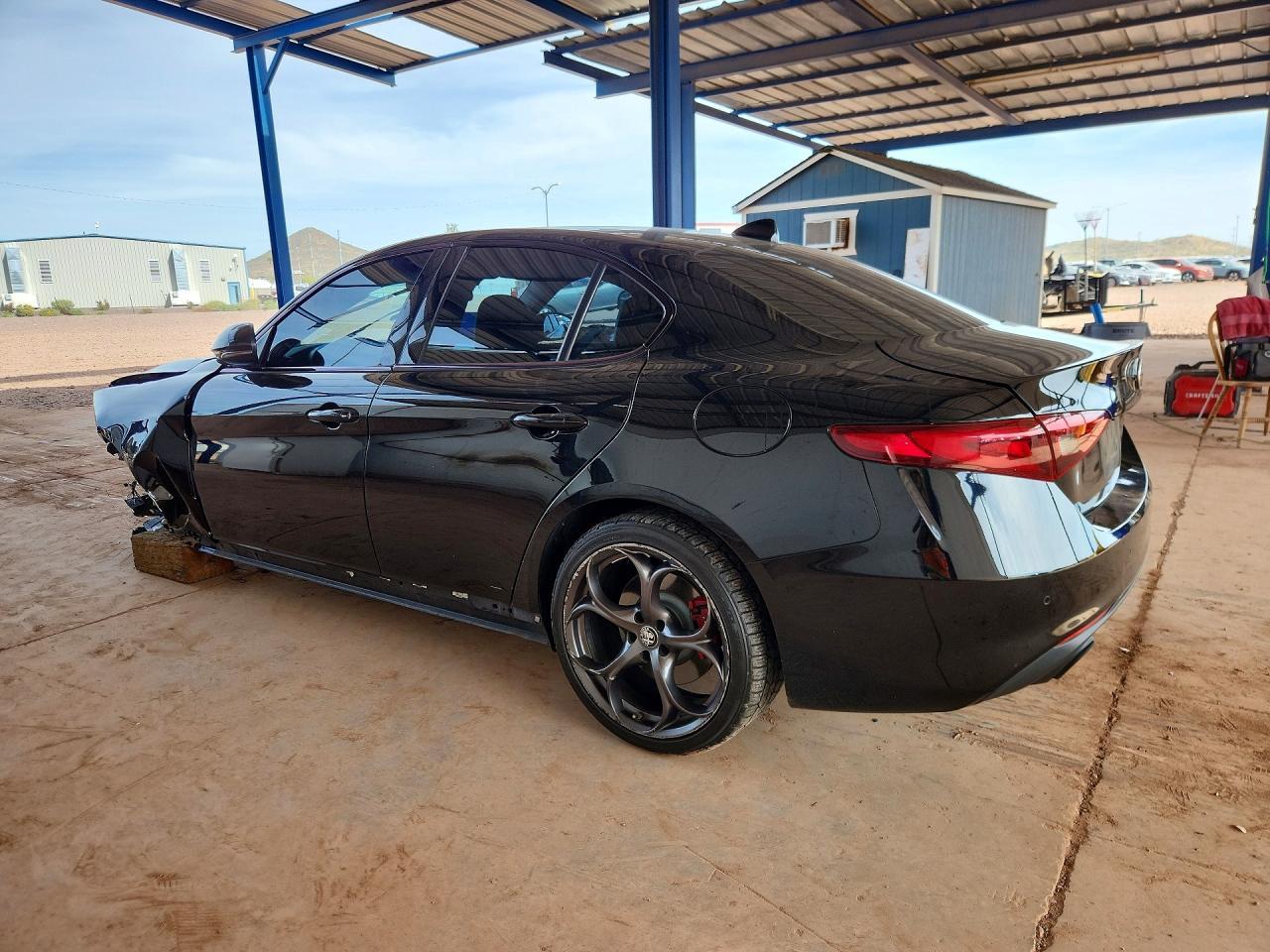 2019 Alfa Romeo Giulia - zdjęcie 2