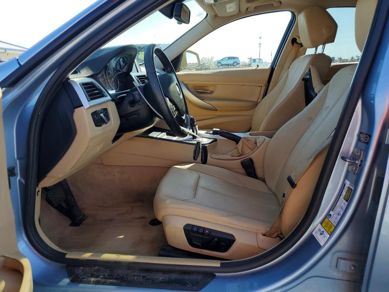 2013 BMW 320 I - zdjęcie 7