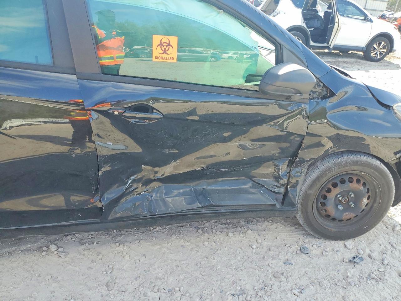 2019 Chevrolet Spark Ls - zdjęcie 9