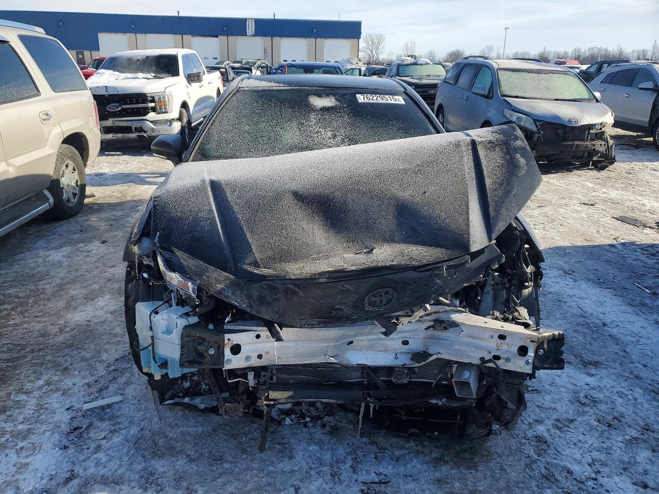 2025 Toyota Camry Xse - zdjęcie 5