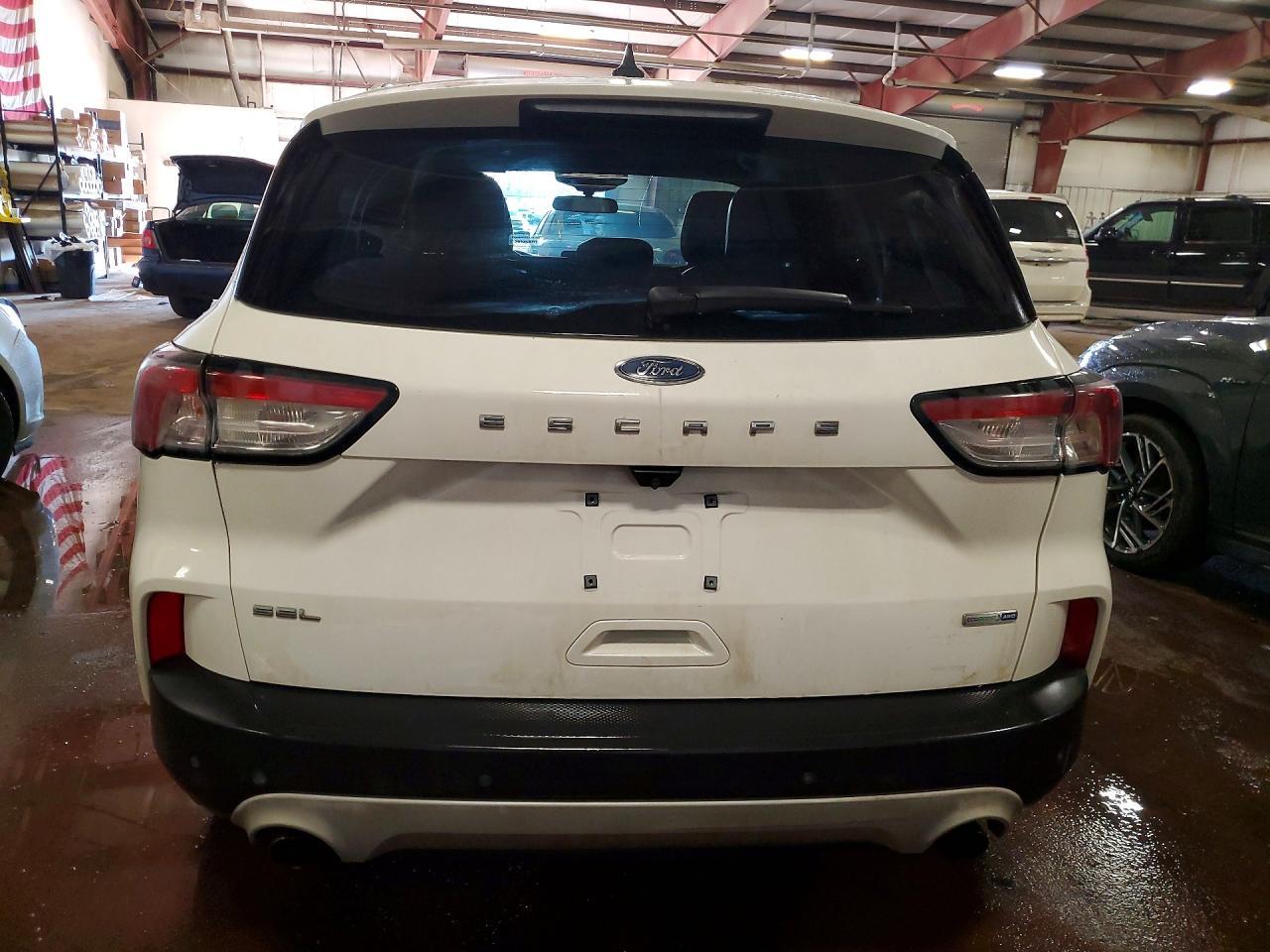 2020 Ford Escape Sel - zdjęcie 6