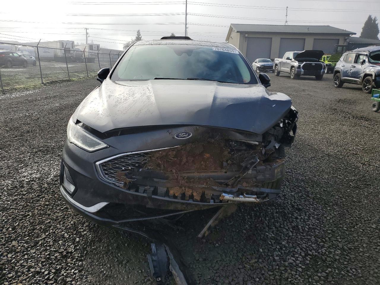 2020 Ford Fusion Titanium - zdjęcie 5