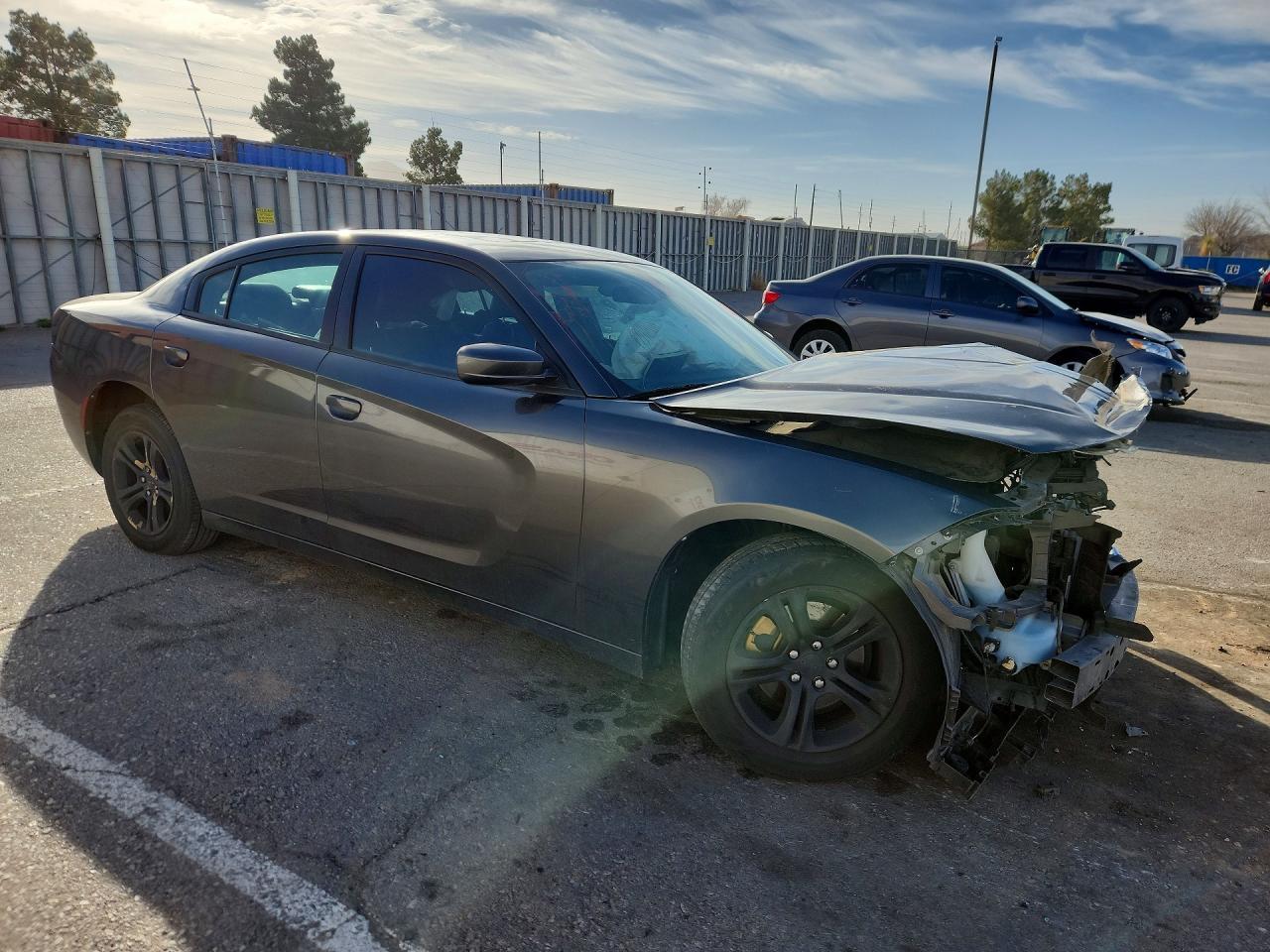 2019 Dodge Charger Sxt - zdjęcie 4