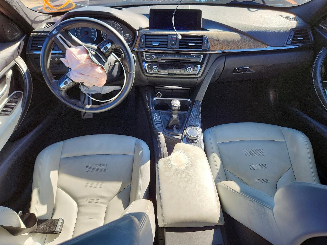2015 BMW M3 - zdjęcie 8