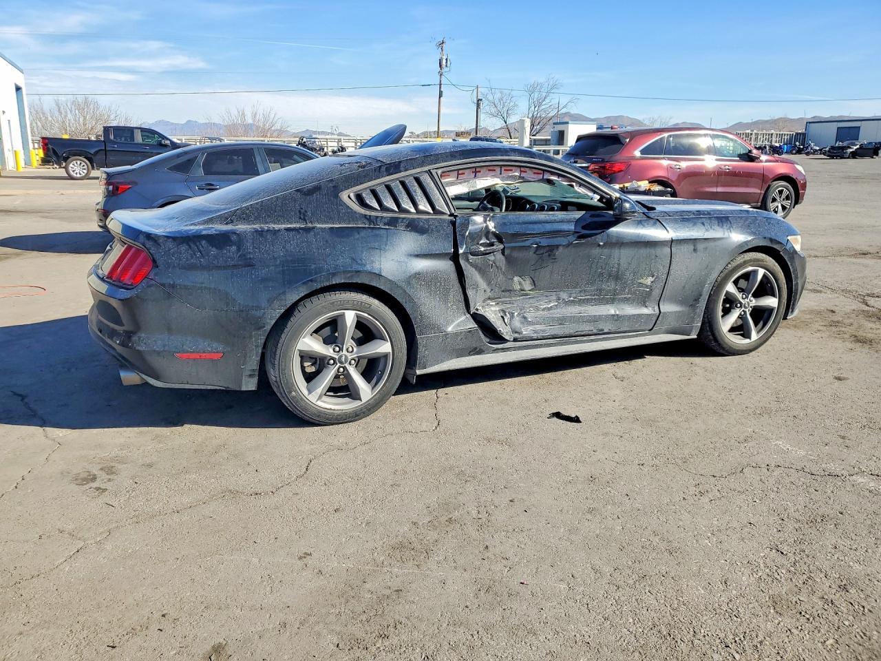 2016 Ford Mustang - zdjęcie 3