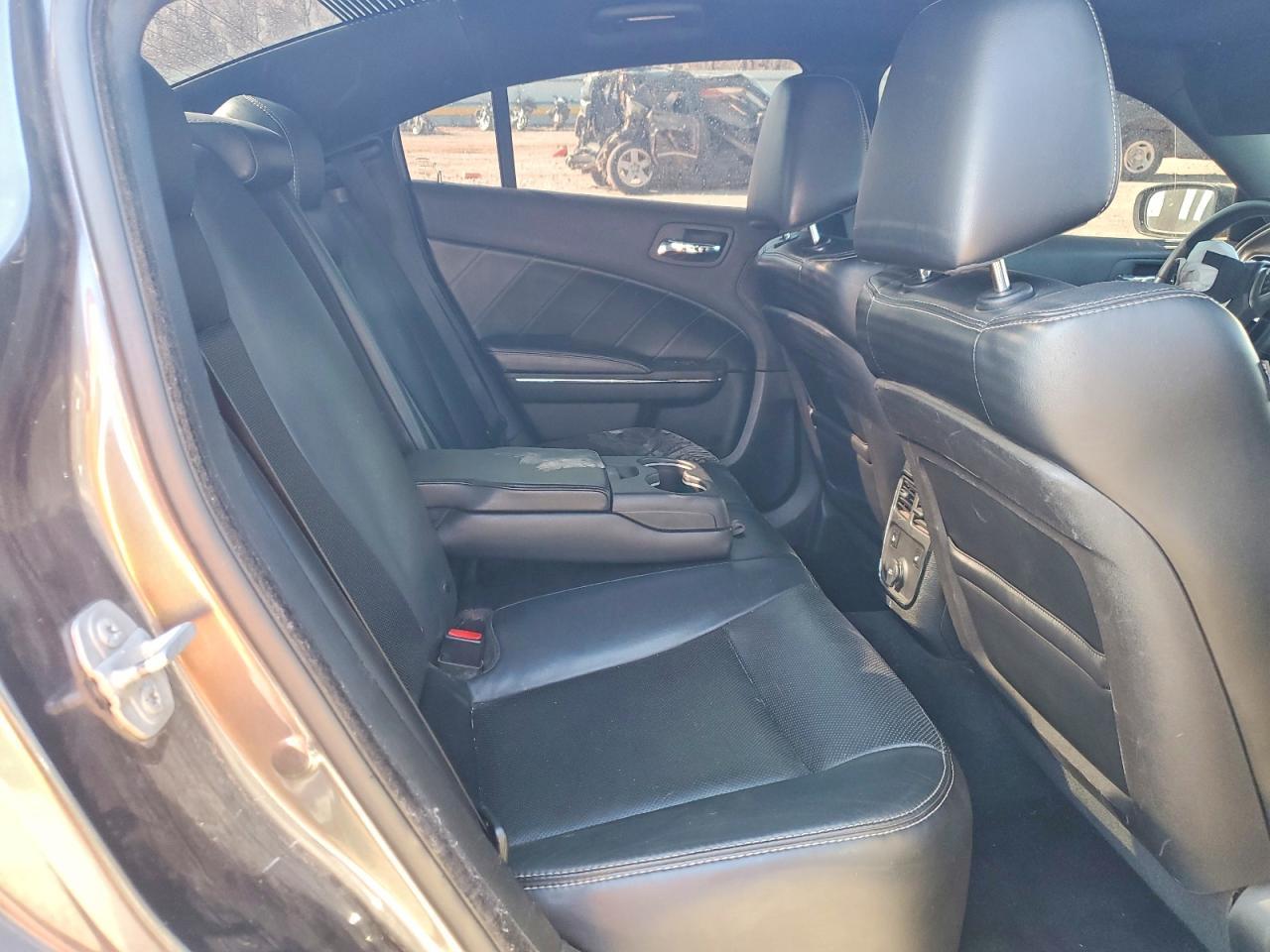 2014 Dodge Charger R/T - zdjęcie 10