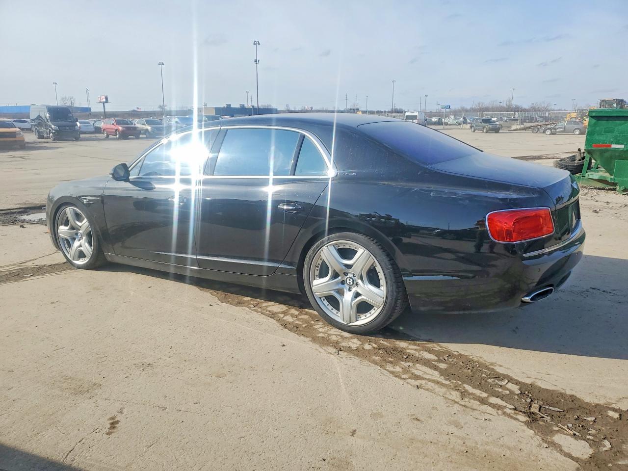 2014 Bentley Flying Spur - zdjęcie 2