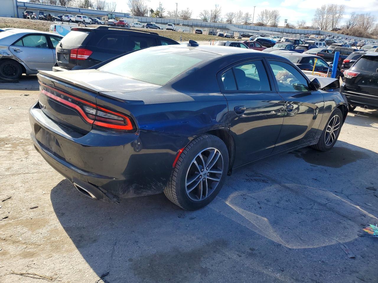 2019 Dodge Charger Sxt - zdjęcie 3