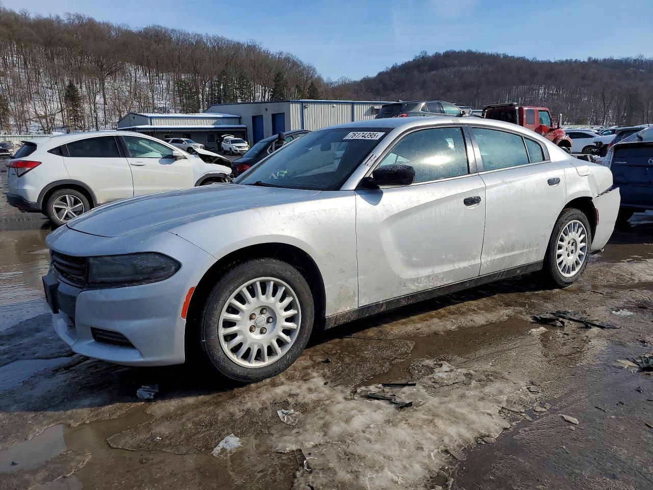 2021 Dodge Charger Police - zdjęcie główne