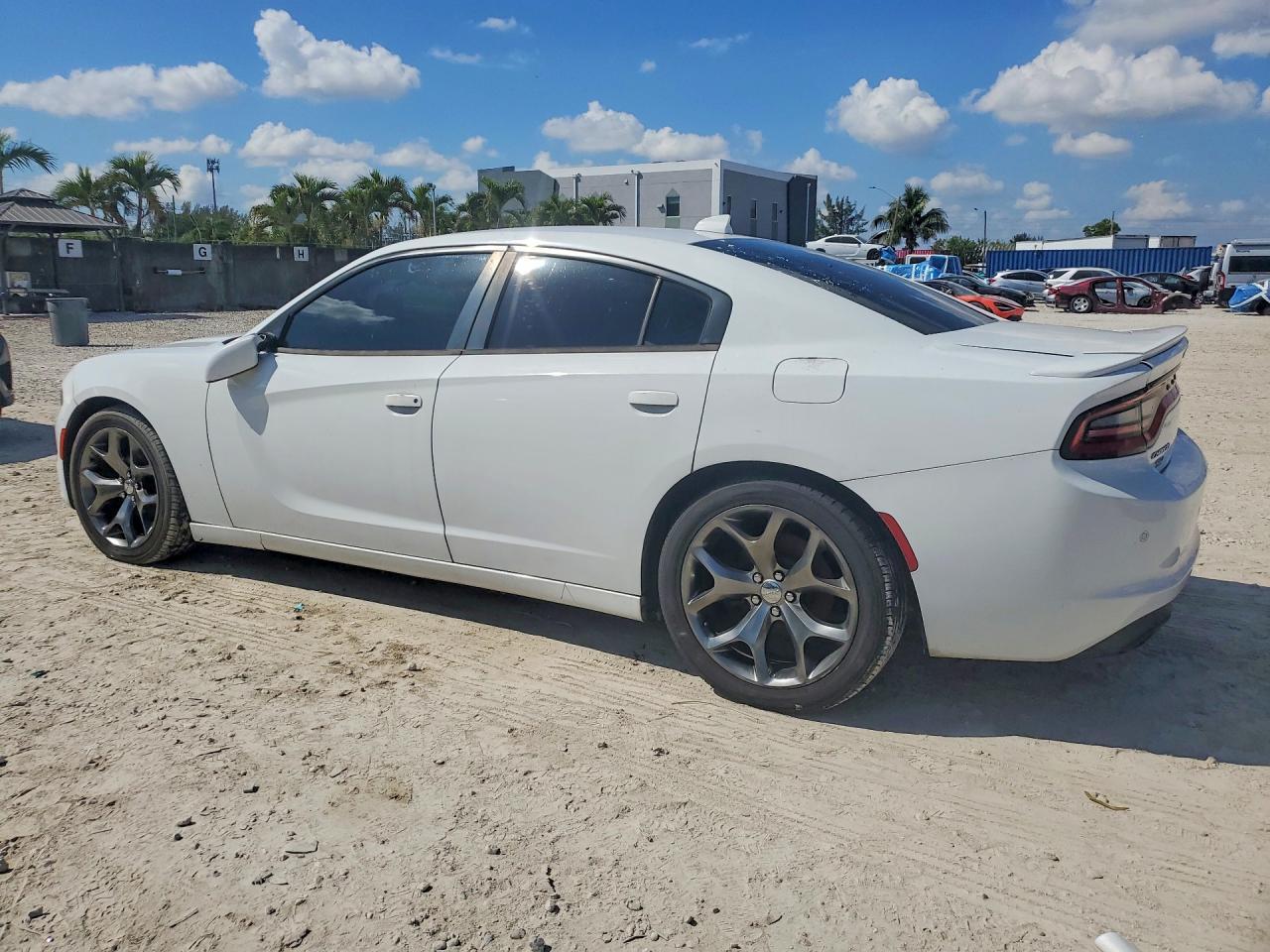 2016 Dodge Charger Sxt - zdjęcie 2