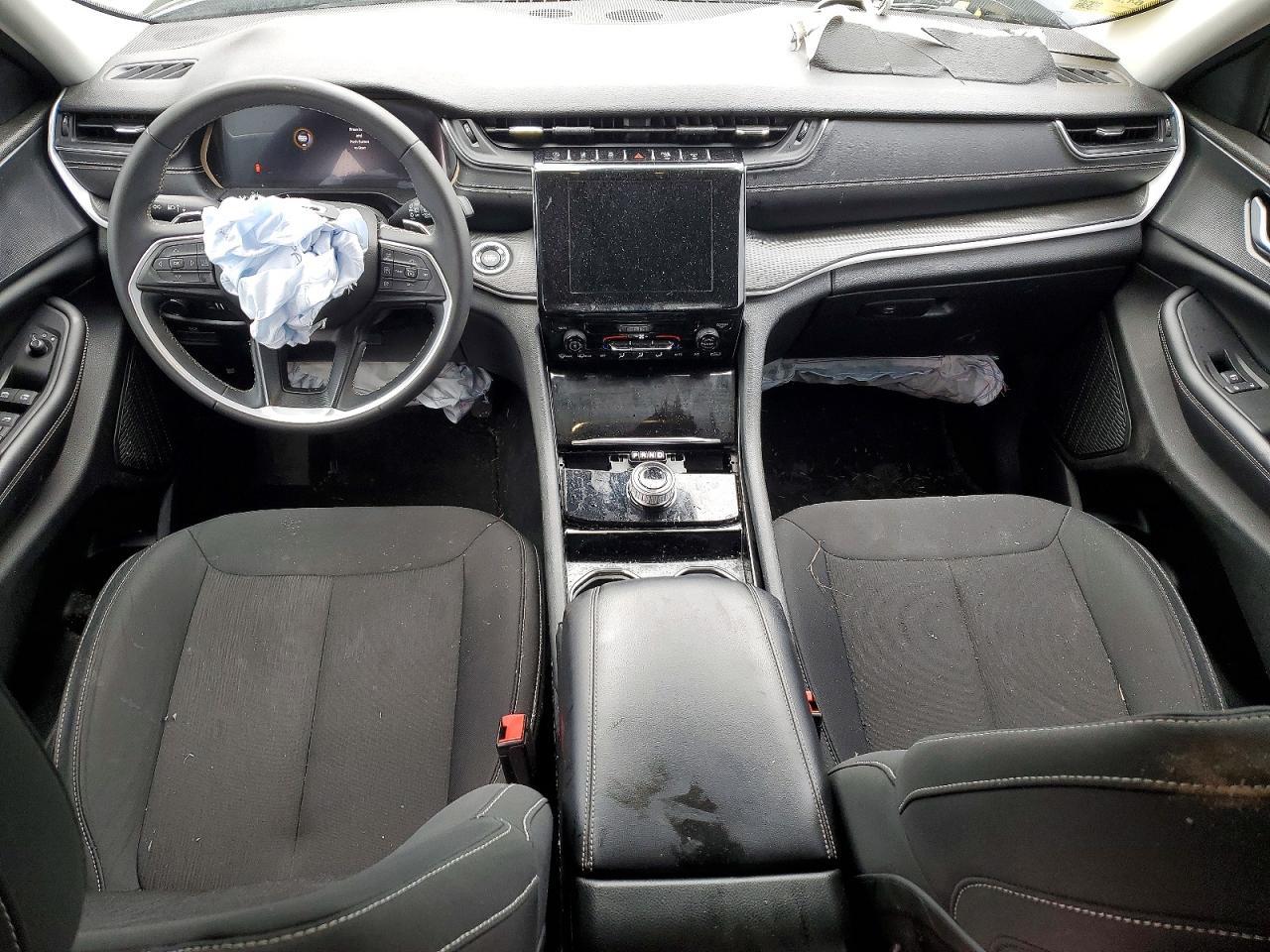 2023 Jeep Grand Cherokee L Laredo - zdjęcie 8