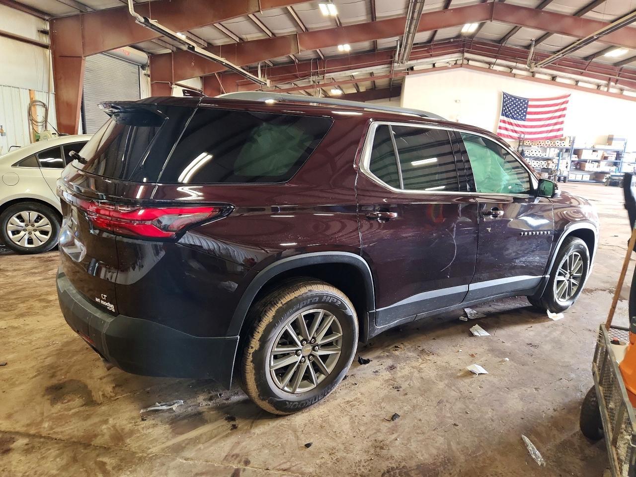 2022 Chevrolet Traverse Lt - zdjęcie 3