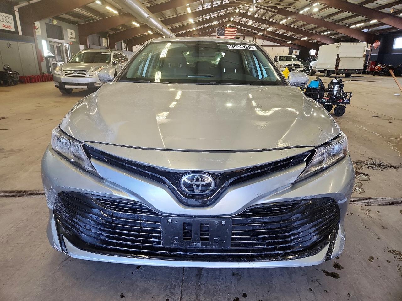 2024 Toyota Camry Le - zdjęcie 5