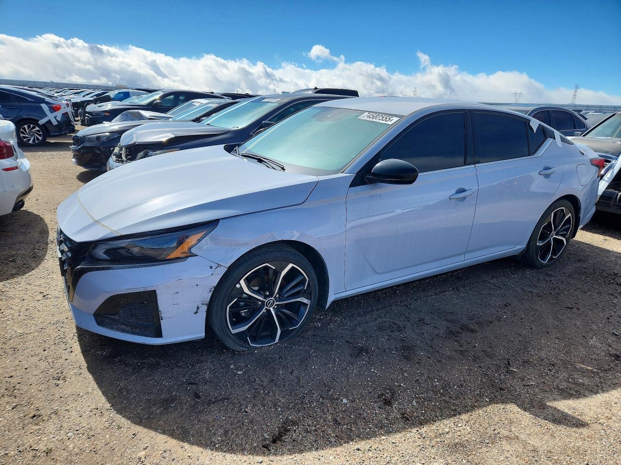 2024 Nissan Altima Sr - zdjęcie główne