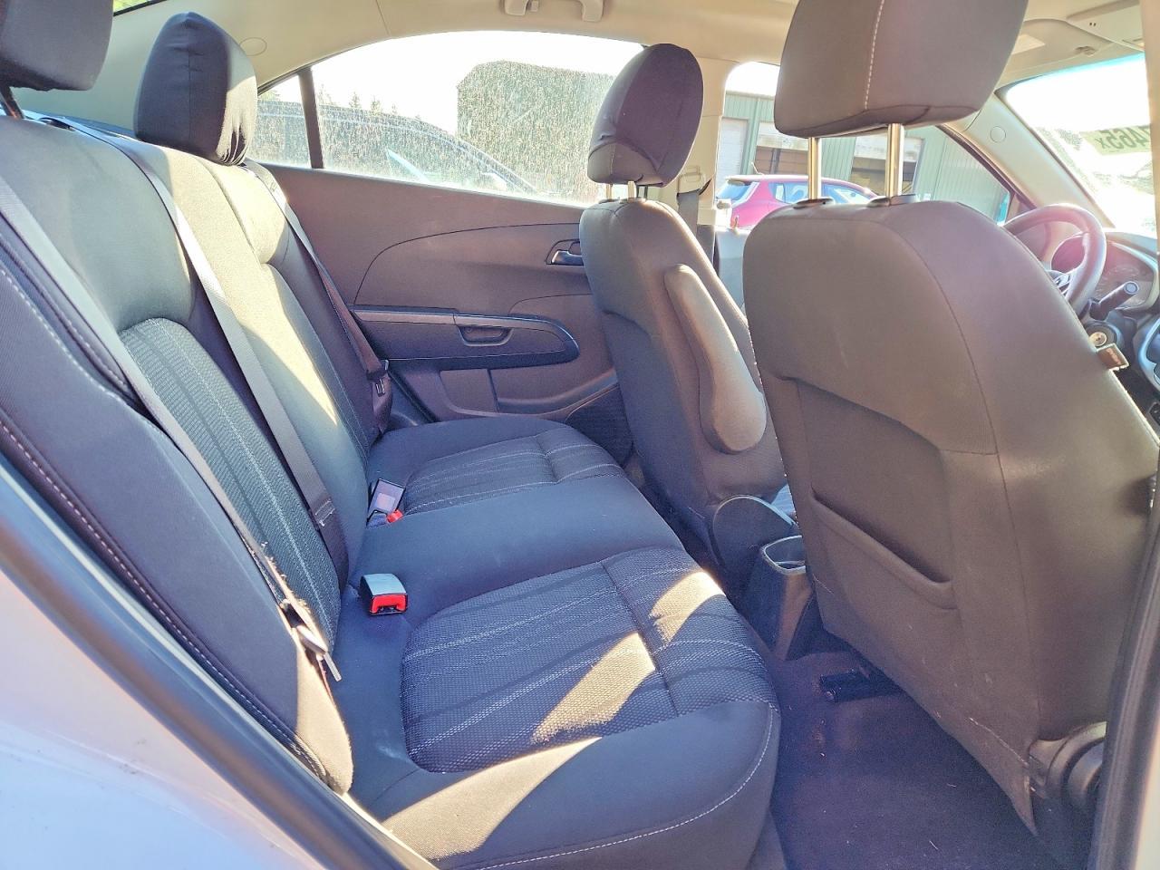 2017 Chevrolet Sonic Lt - zdjęcie 10