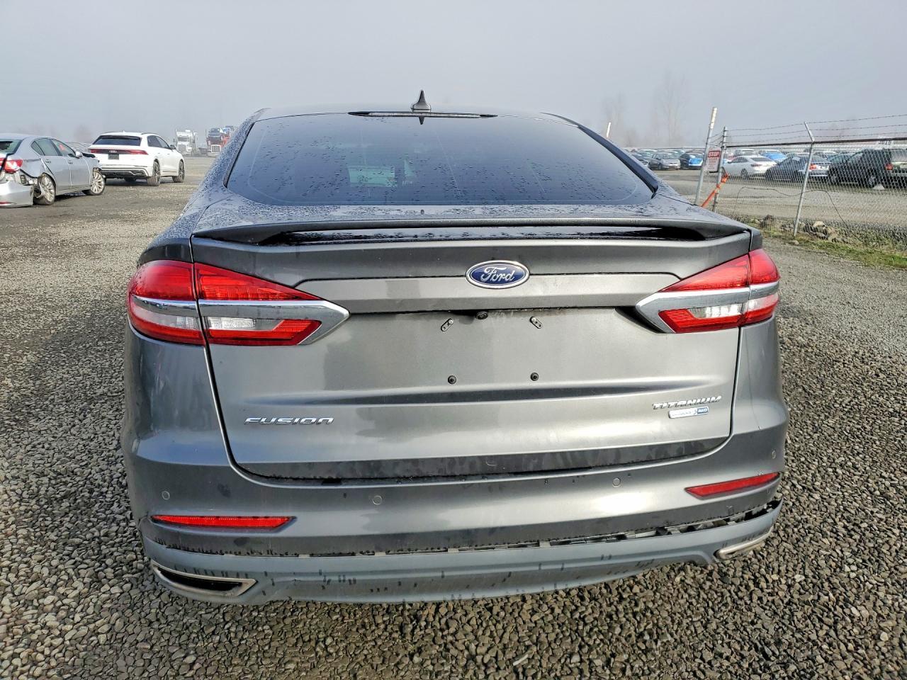 2020 Ford Fusion Titanium - zdjęcie 6