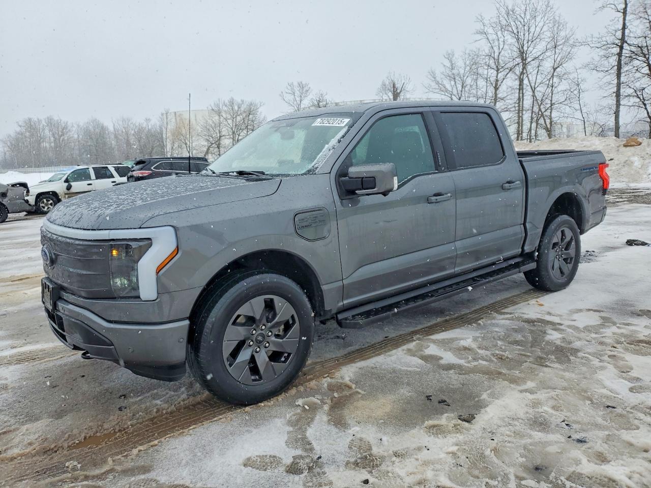 2023 Ford F150 Lightning Pro - zdjęcie główne
