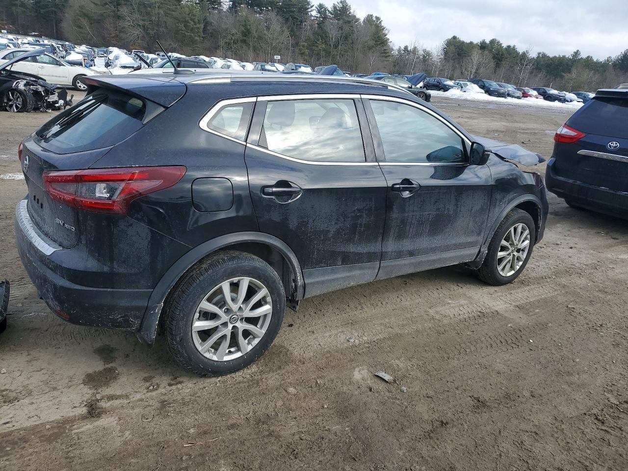 2021 Nissan Rogue Sport Sv - zdjęcie 3