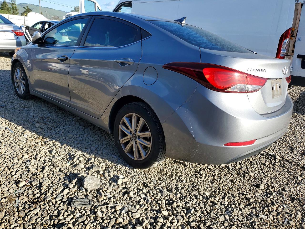 2015 Hyundai Elantra Se - zdjęcie 2