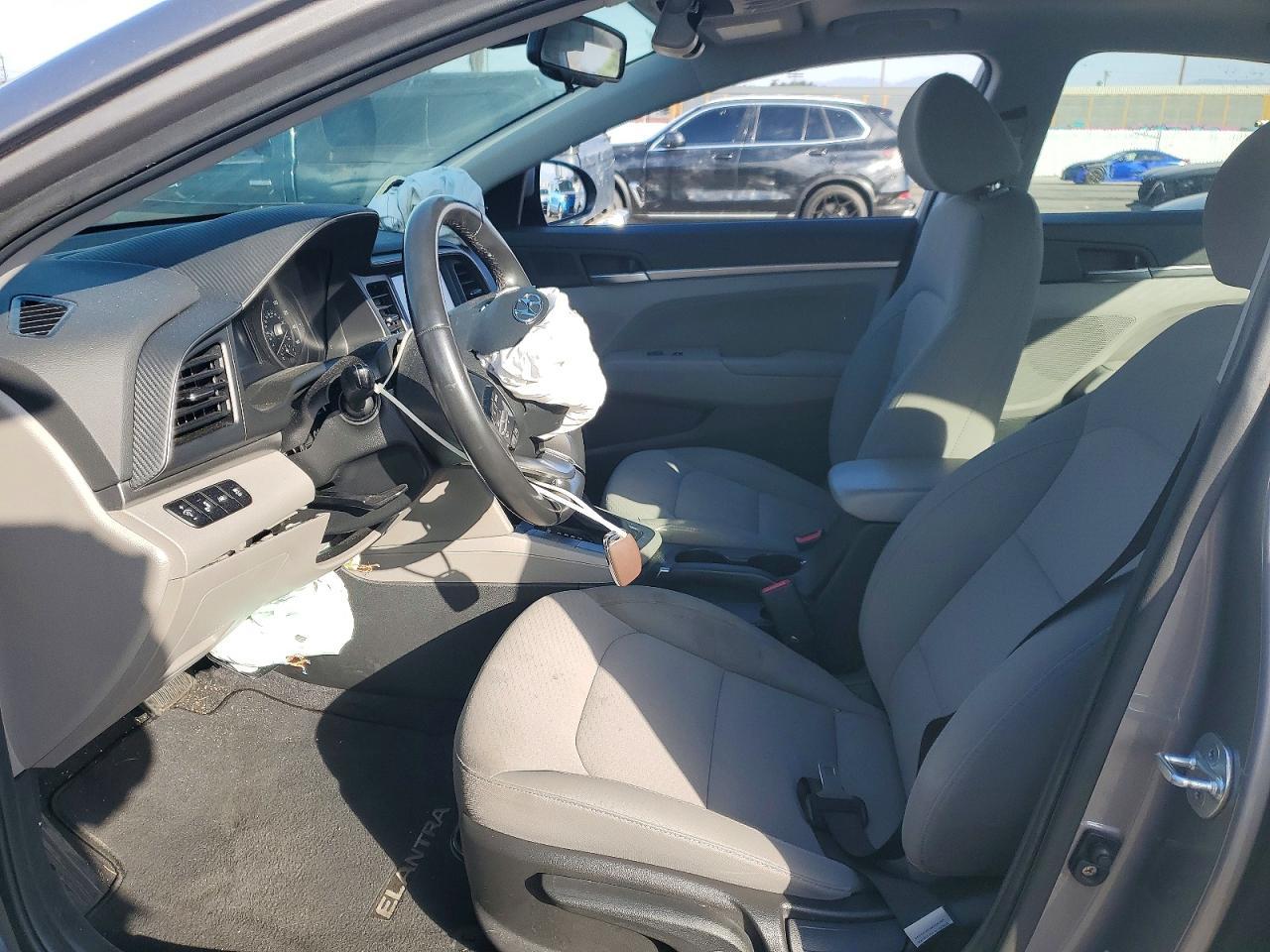 2020 Hyundai Elantra Sel - zdjęcie 7