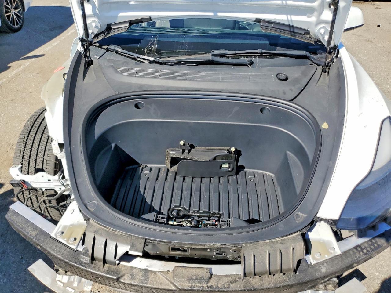 2022 Tesla Model 3 - zdjęcie 11