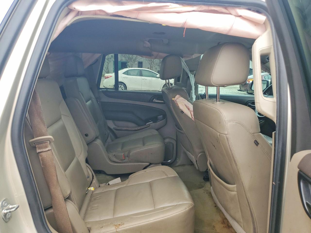 2016 Chevrolet Tahoe C1500 Lt - zdjęcie 11