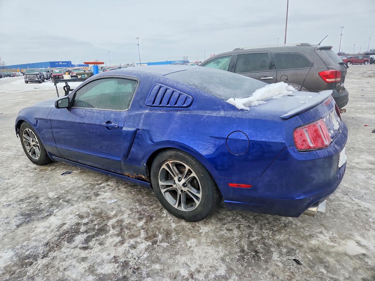 2014 Ford Mustang - zdjęcie 2