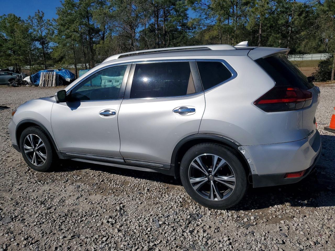 2018 Nissan Rogue Sl - zdjęcie 2