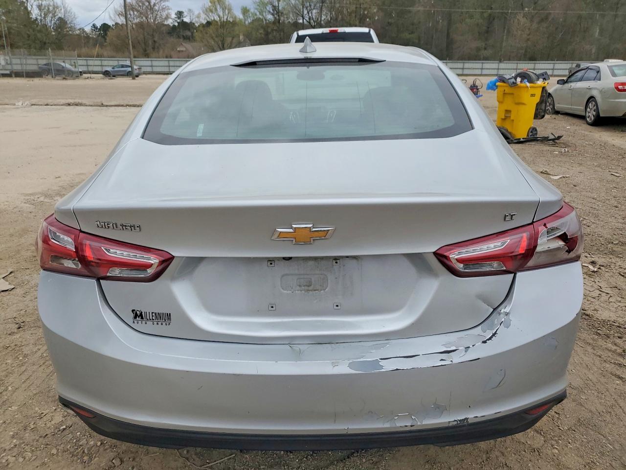 2022 Chevrolet Malibu Lt - zdjęcie 6