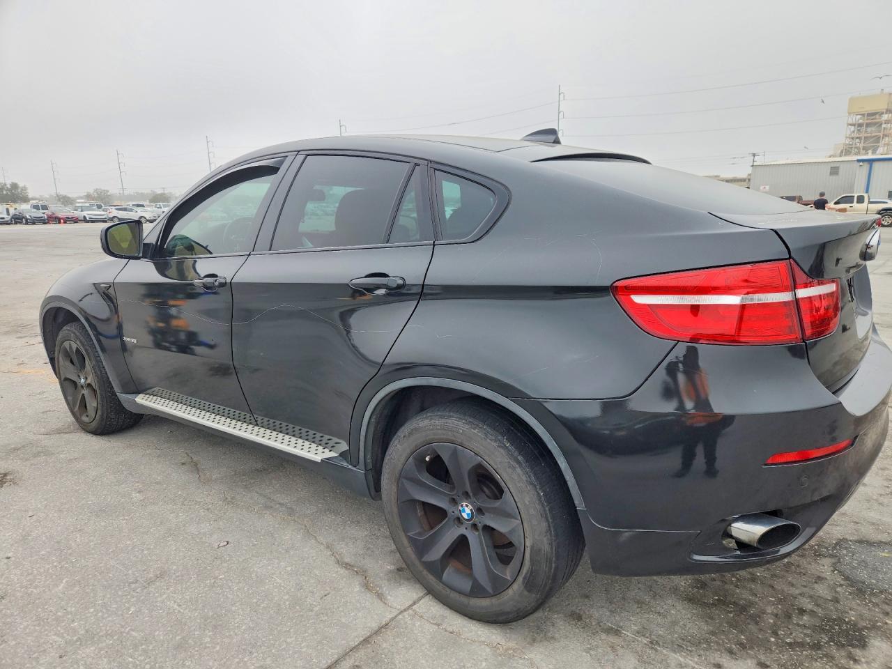 2013 BMW X6 xDrive35I - zdjęcie 2