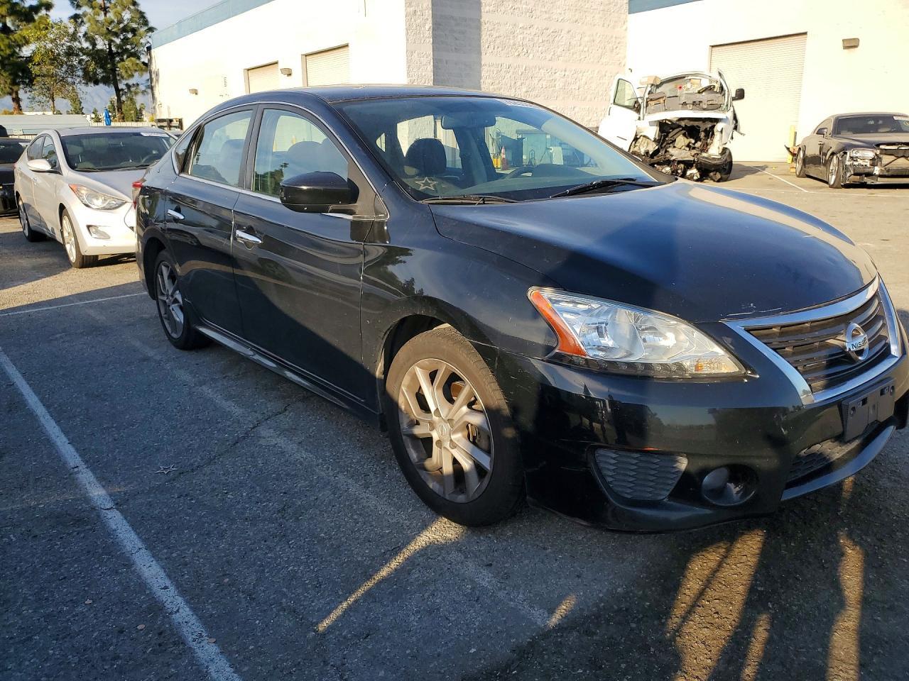 2013 Nissan Sentra S - zdjęcie 4