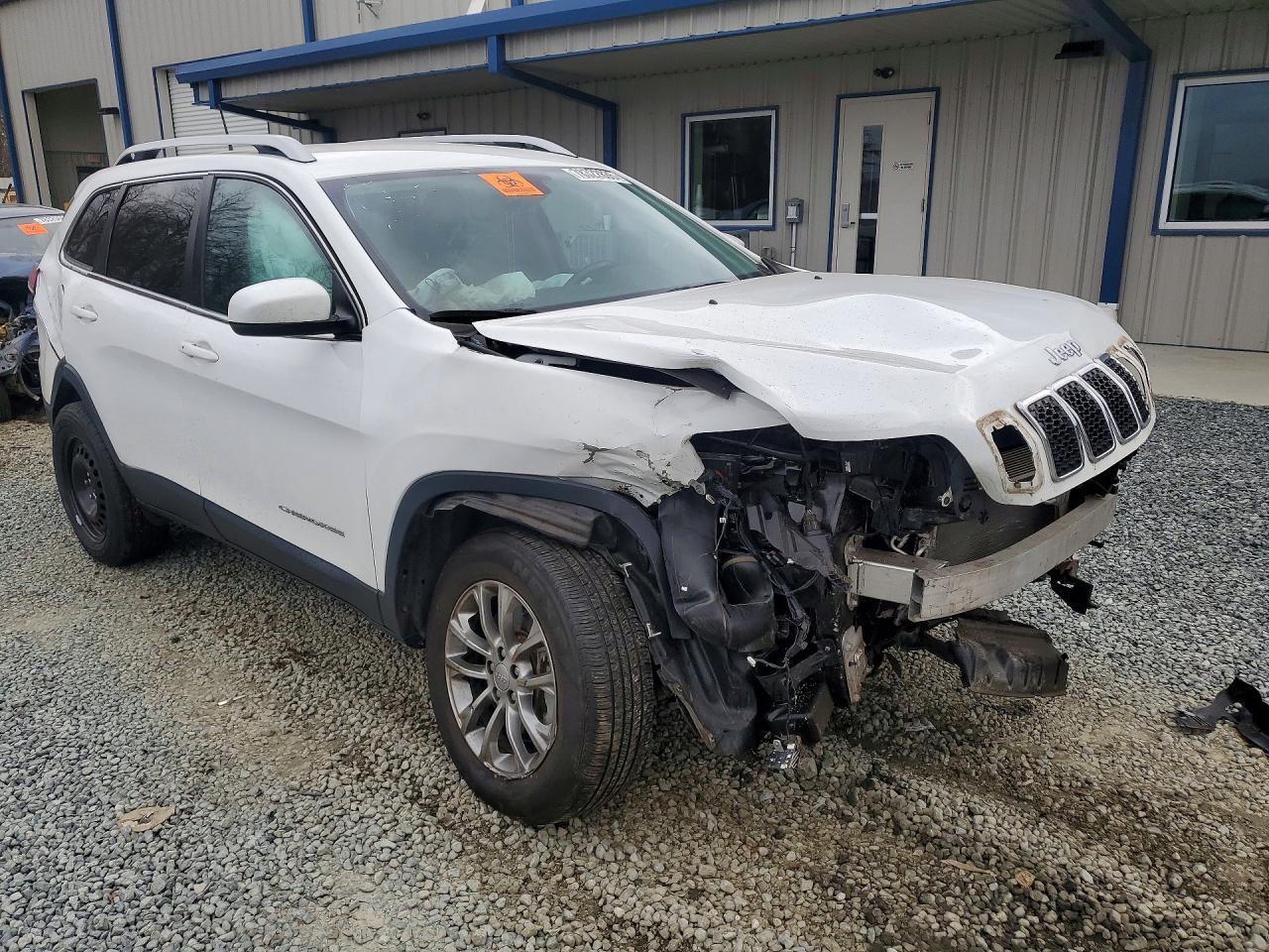 2021 Jeep Cherokee Latitude Lux - zdjęcie 4