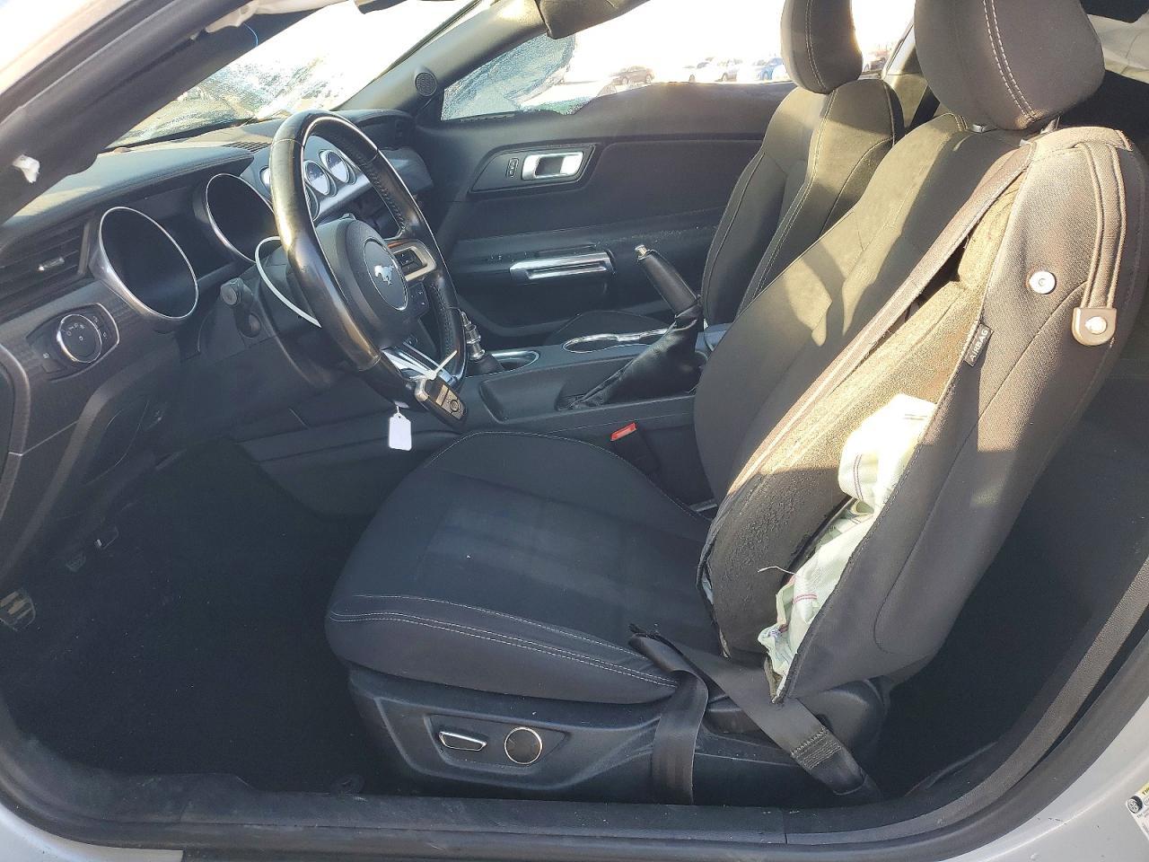 2019 Ford Mustang Gt - zdjęcie 7