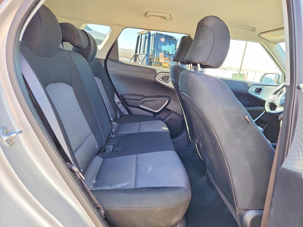 2020 Kia Soul Lx - zdjęcie 10