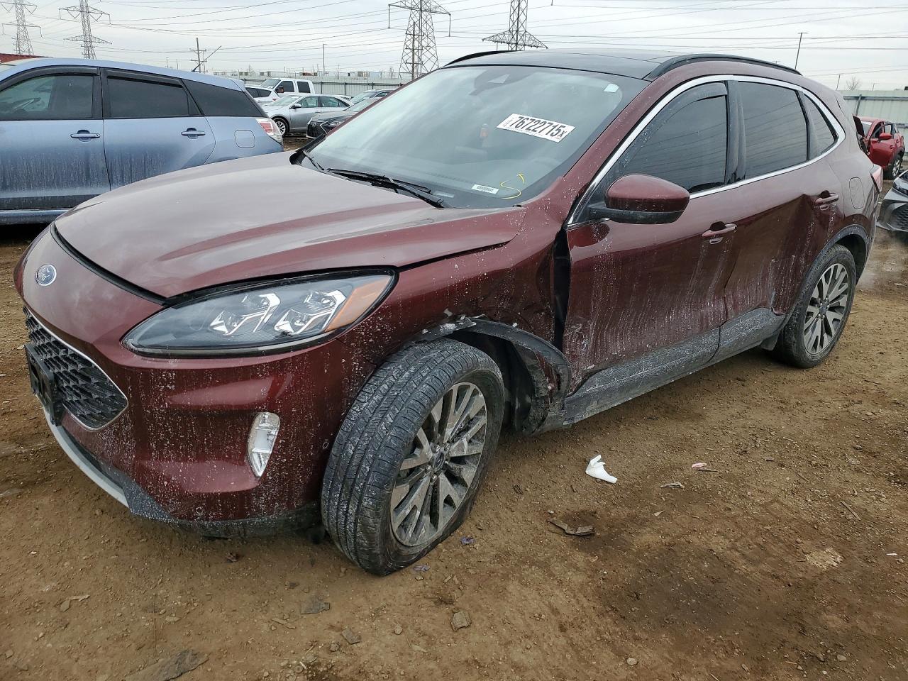 2021 Ford Escape Titanium - zdjęcie główne