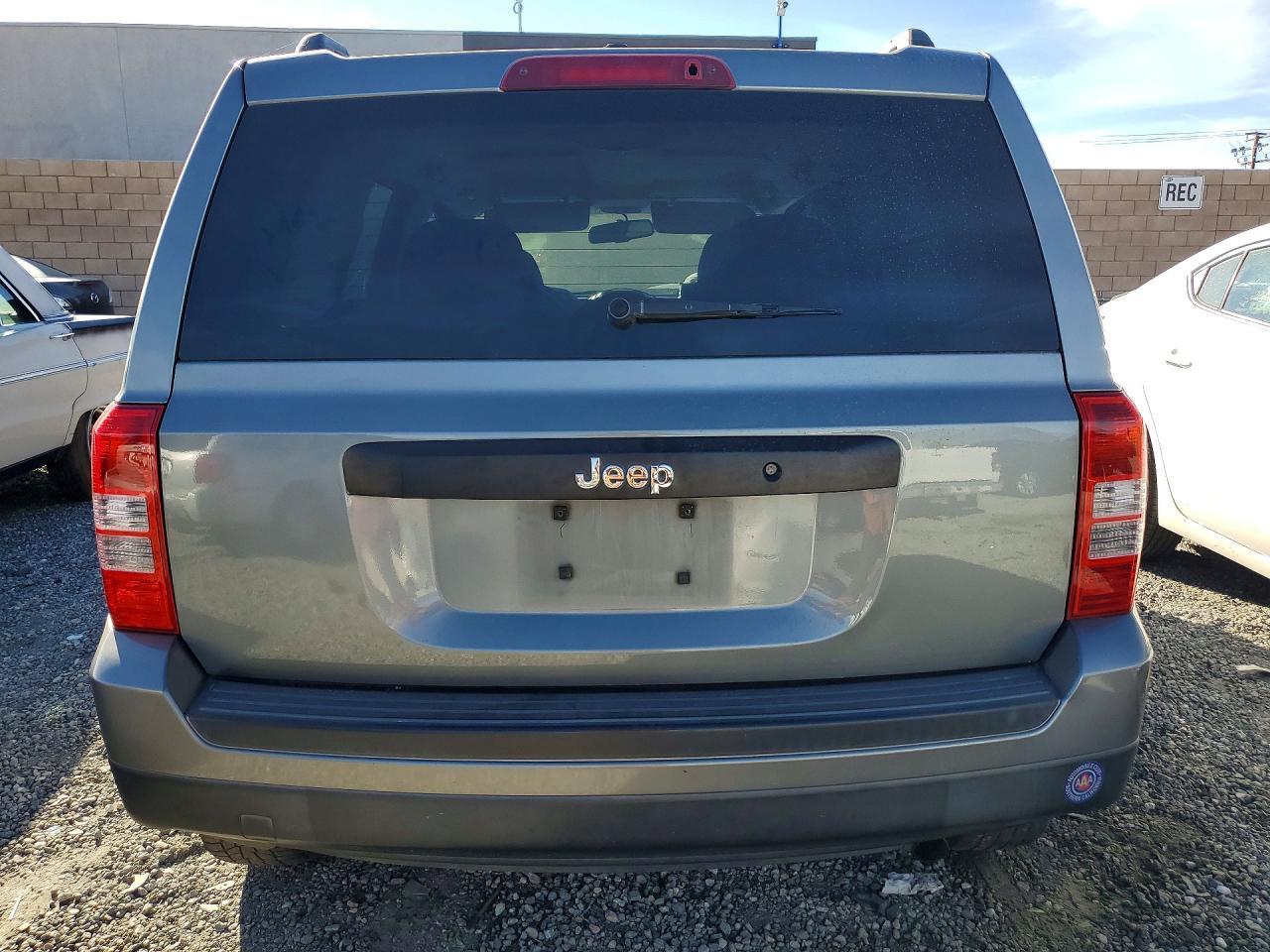 2013 Jeep Patriot Sport - zdjęcie 6