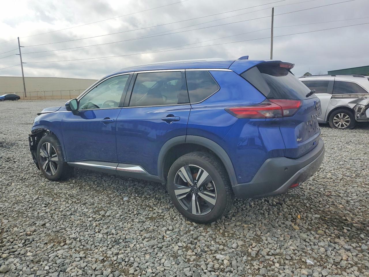 2023 Nissan Rogue Sl - zdjęcie 2