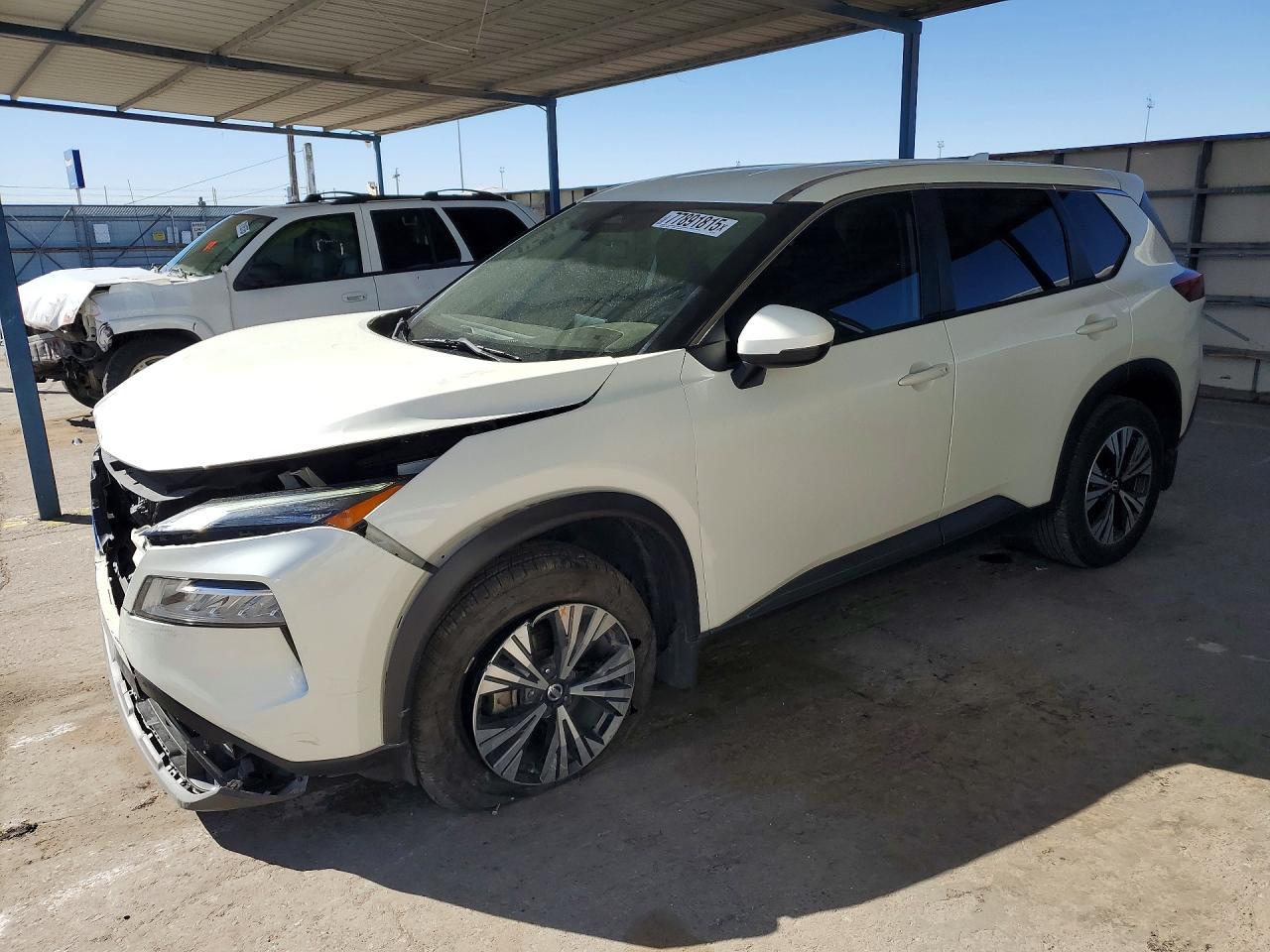 2022 Nissan Rogue Sv - zdjęcie główne