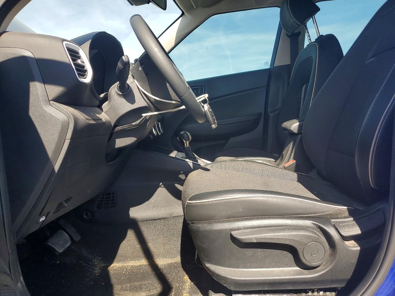 2022 Hyundai Venue Sel - zdjęcie 7