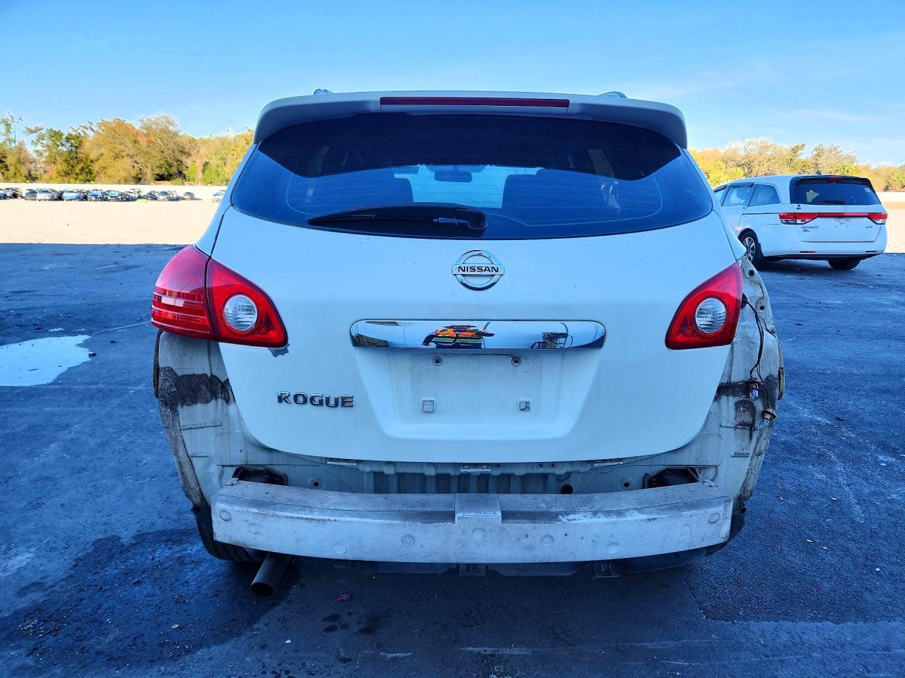 2013 Nissan Rogue S - zdjęcie 6