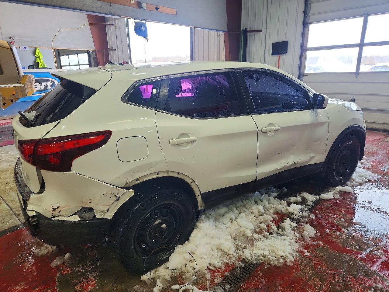2018 Nissan Rogue Sport S - zdjęcie 3