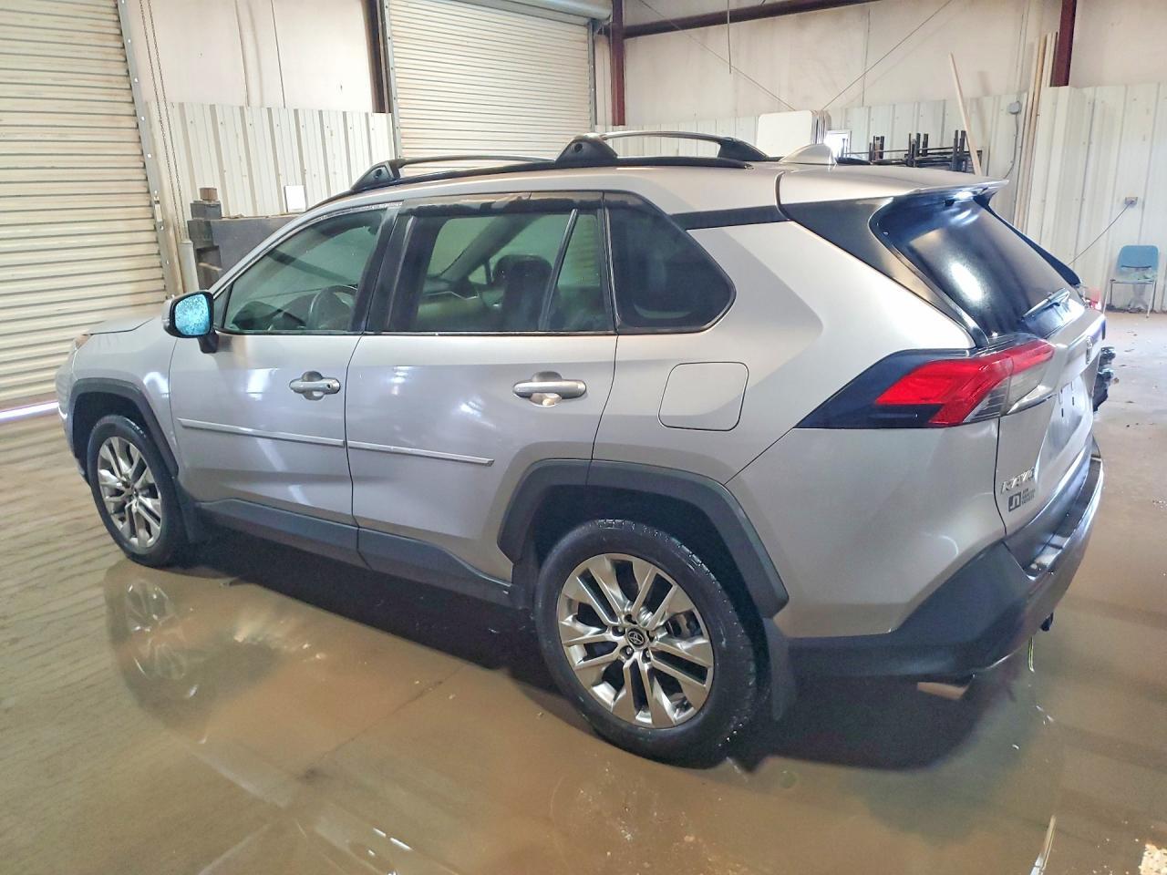 2021 Toyota Rav4 Xle Premium - zdjęcie 2