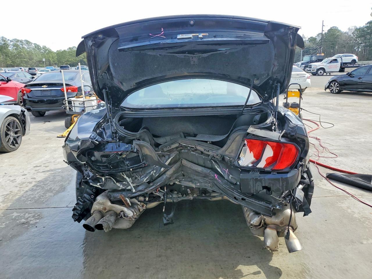 2021 Ford Mustang Gt - zdjęcie 6