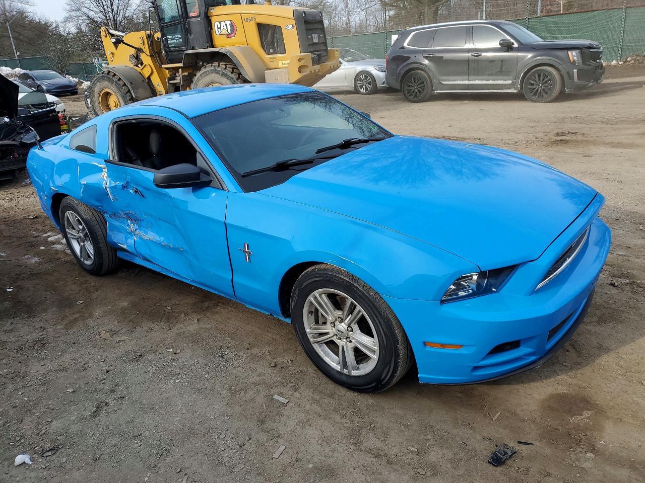 2013 Ford Mustang - zdjęcie 4