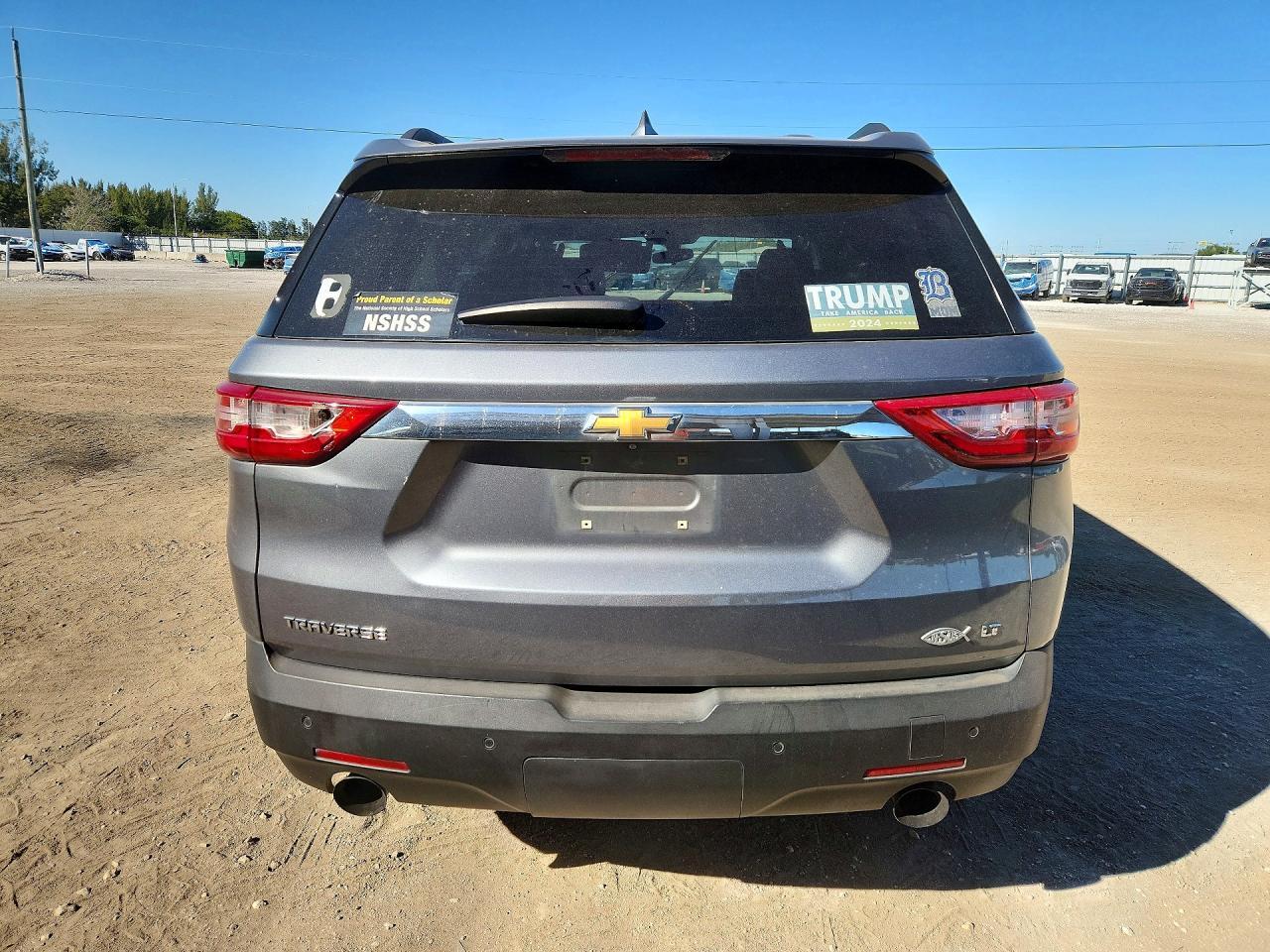 2020 Chevrolet Traverse Lt - zdjęcie 6