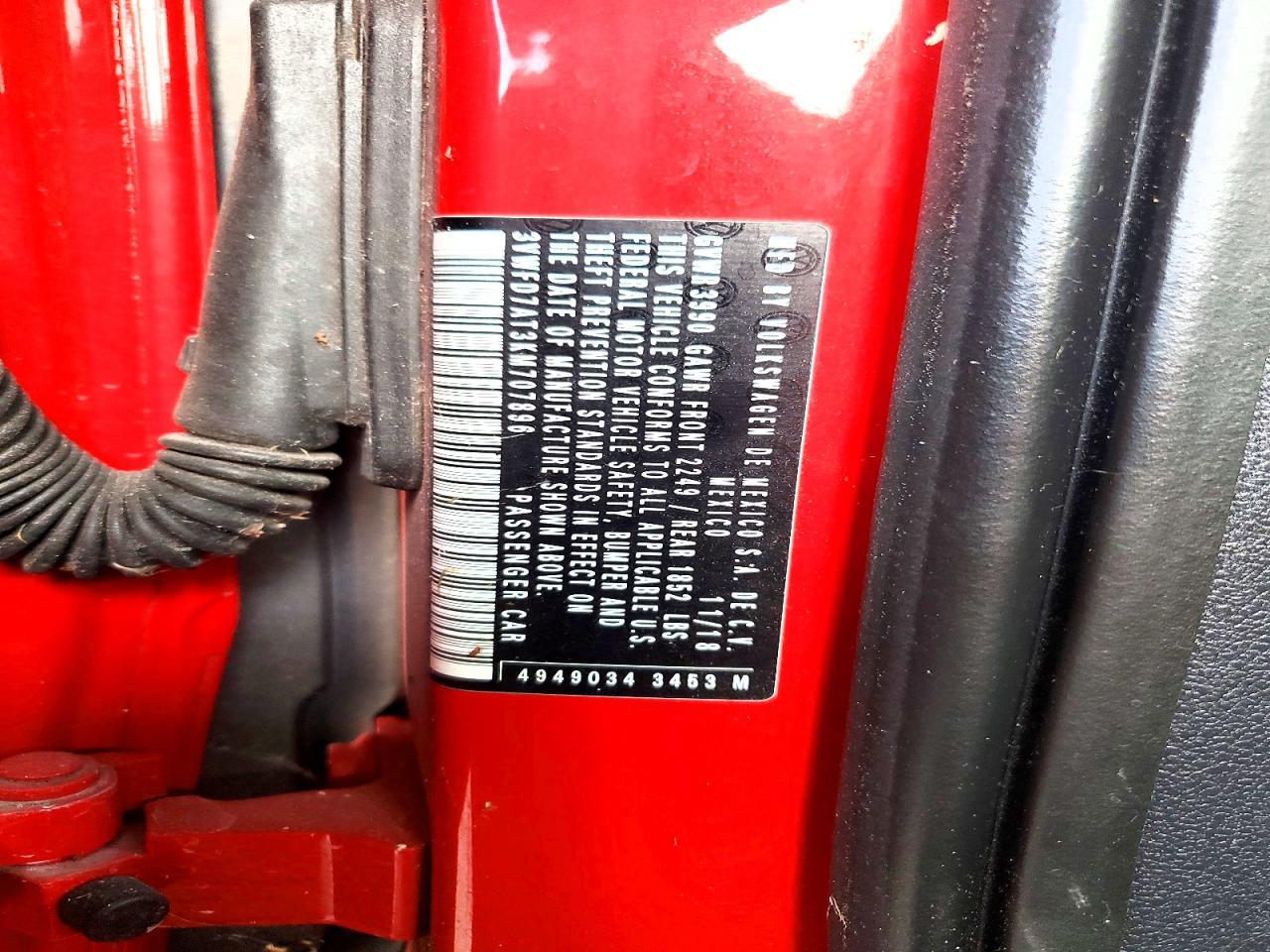 2019 Volkswagen Beetle S - zdjęcie 12