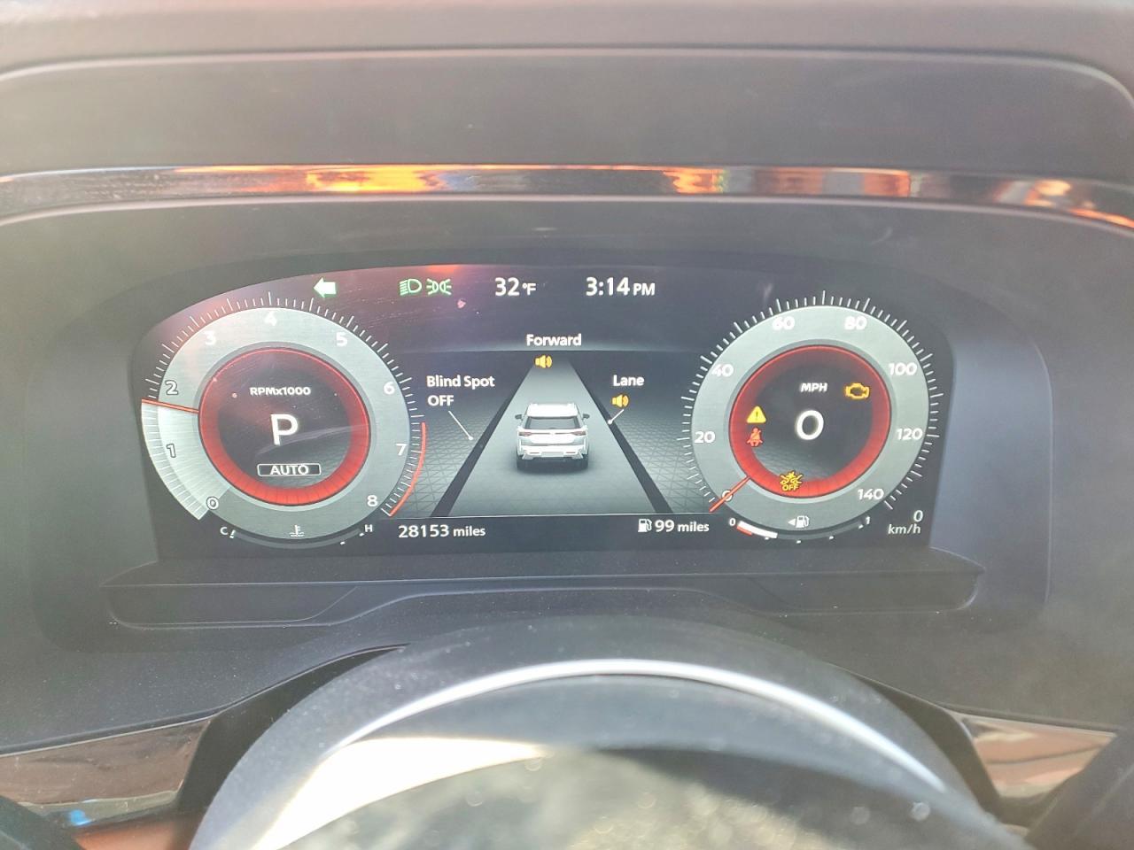 2024 Nissan Pathfinder Platinum - zdjęcie 9